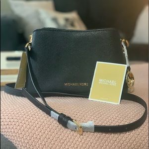 BRAND NEW W TAGS! Michael Kors PORTIA Handbag